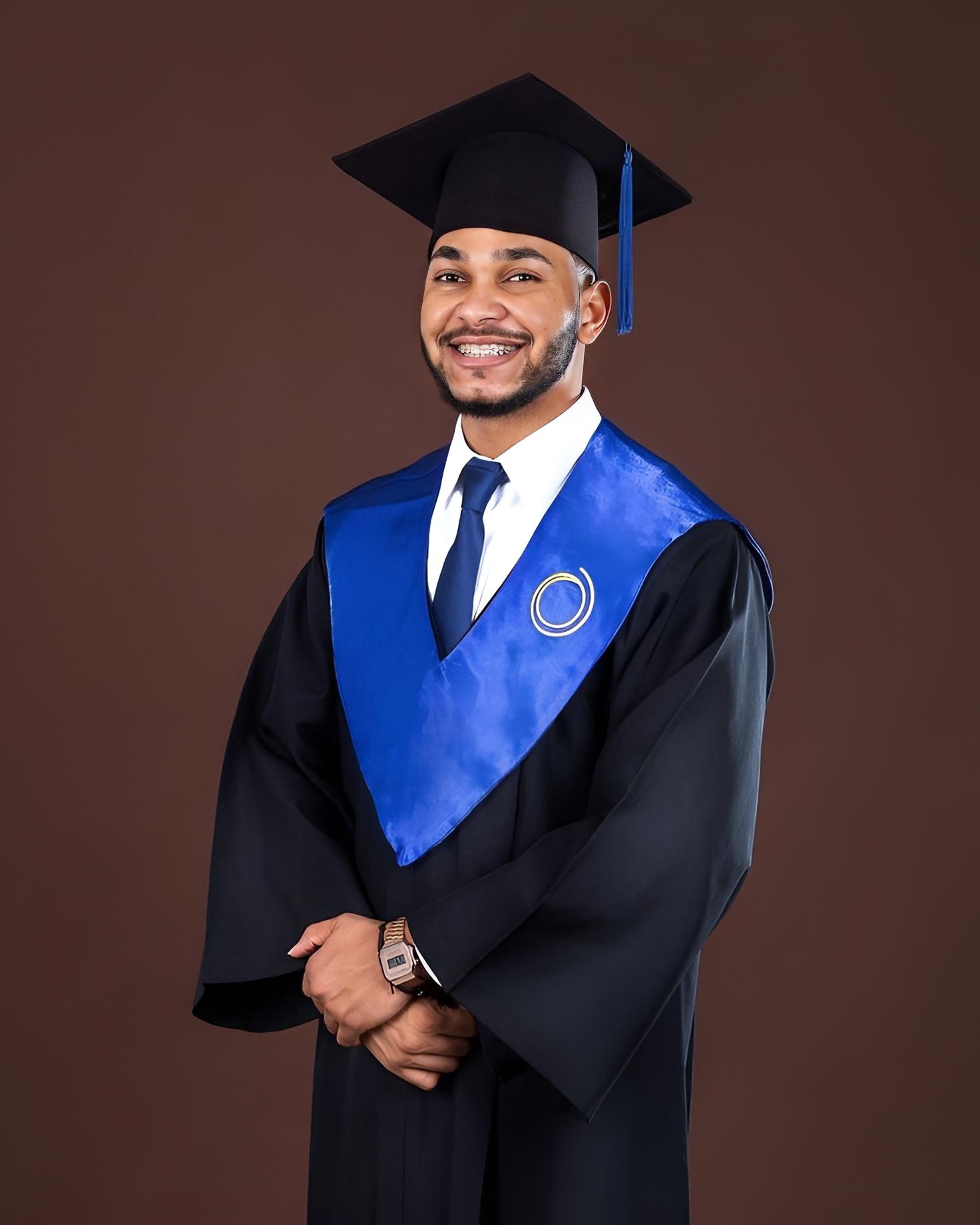 Retrato de formatura, toque para ampliar